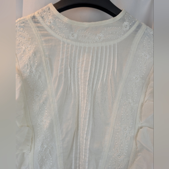 Aritzia Sunday Best Tea Elegant White Ruffled Women's Top Size S In EUC - Picture 4 of 11